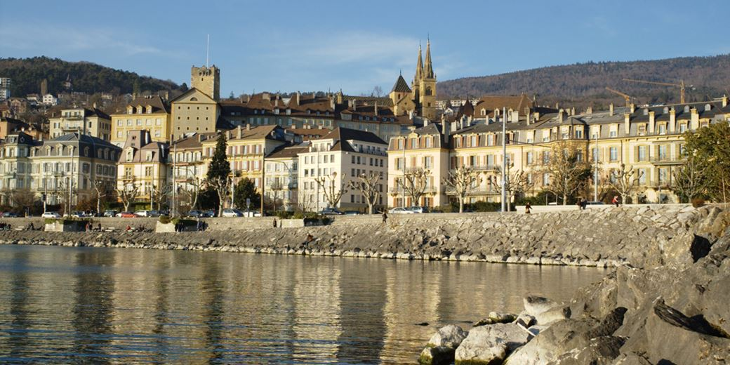 Neuchâtel castle on the shores of Neuenburg lake