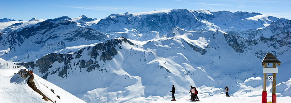 Méribel snow mountain range